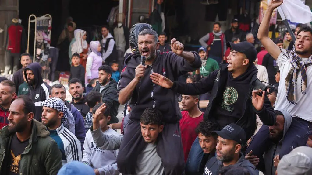 Reporting Gaza’s largest anti-Hamas protest since war began